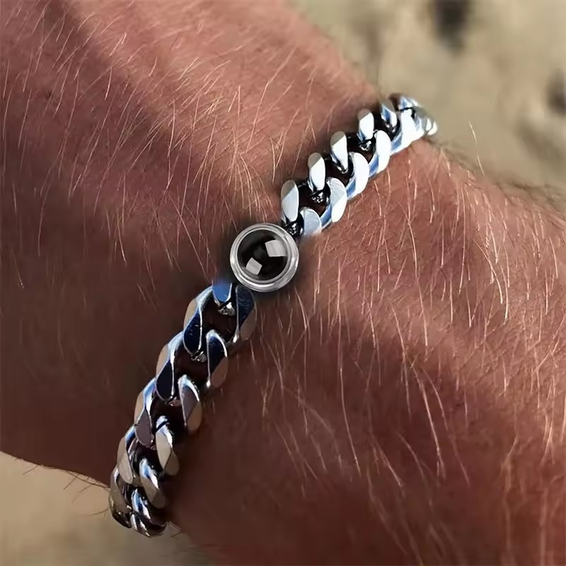 Bransoletka z projekcją zdjęć  – Body Jewelry Titanium recenzja i cena